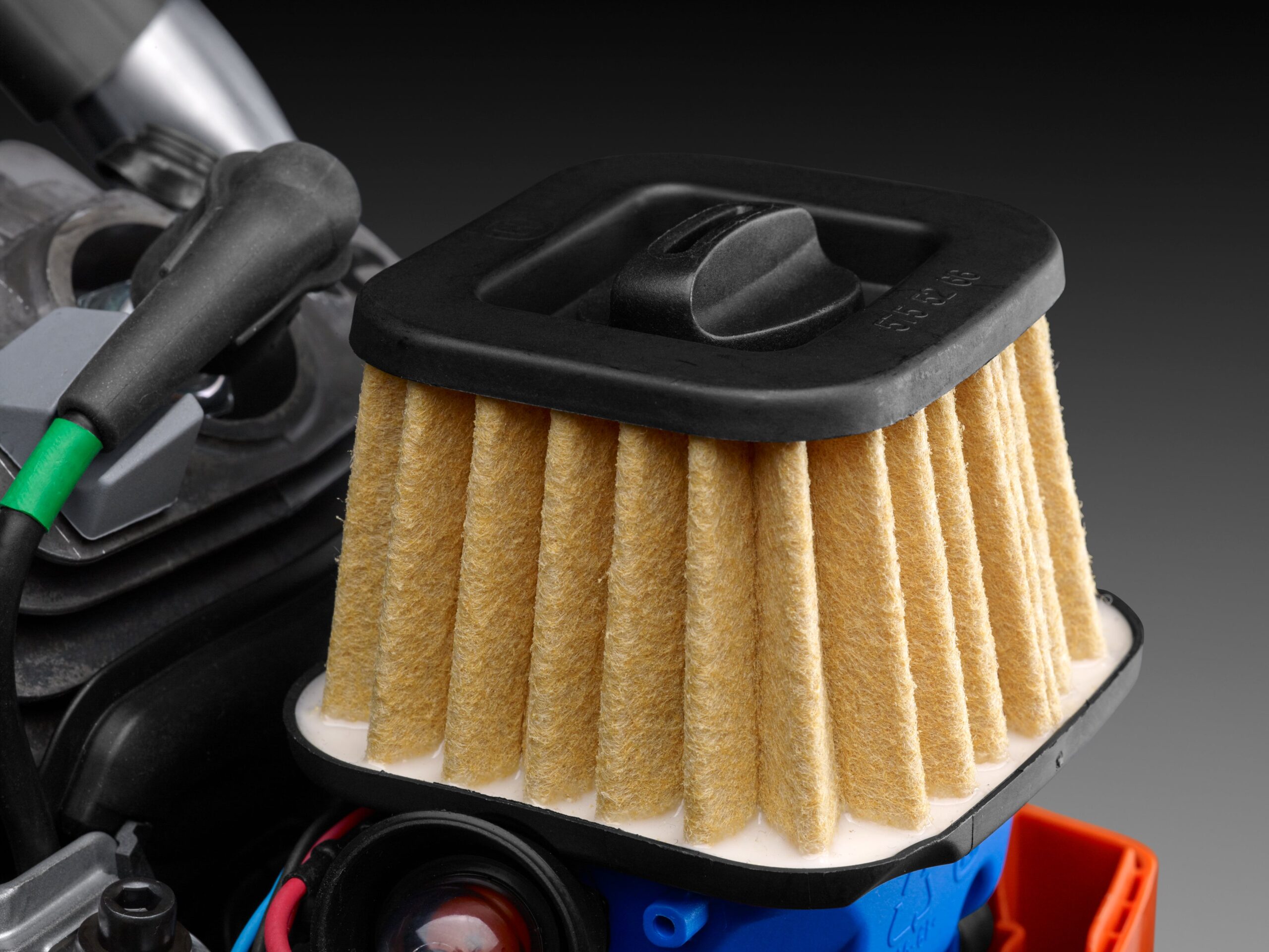 Husqvarna 572 XPG vetthülgav õhufilter Husqvarna 572 XPG vetthülgav õhufilter